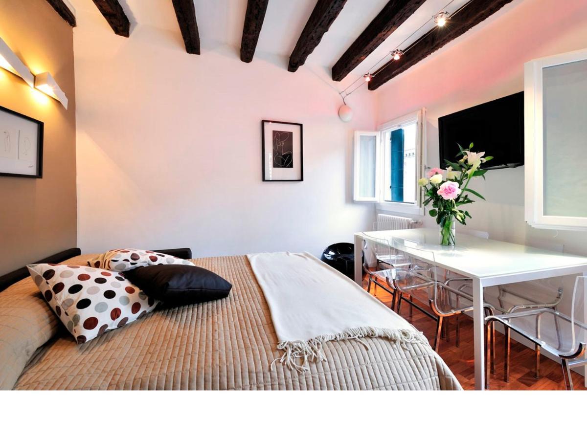 Vivaldi Room - Biennale By Wonderful Italy Venise Extérieur photo